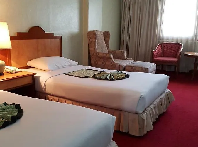 Hotel The Park Sukhumvit 7 3*